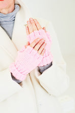 Load image into Gallery viewer, Stylecraft Pattern 10144: Gloves & mitts in D.K (digital download)