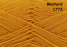 Load image into Gallery viewer, King cole Merino Blend 4Ply