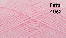 Load image into Gallery viewer, King cole Big Value D.K 50g and Big Value Baby DK 50g