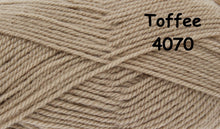 Load image into Gallery viewer, King cole Big Value D.K 50g and Big Value Baby DK 50g