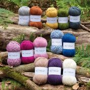 Load image into Gallery viewer, WYS Re:treat - Chunky Roving 100% British Wool