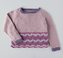Load image into Gallery viewer, Sirdar Pattern 2538: Sweater