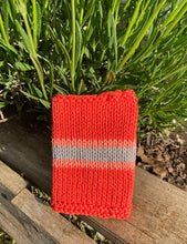 Load image into Gallery viewer, Handy Little Knitting Booklet (digital download)
