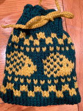 Load image into Gallery viewer, Hedgehog Stranded Knitting Bag Digital Pattern
