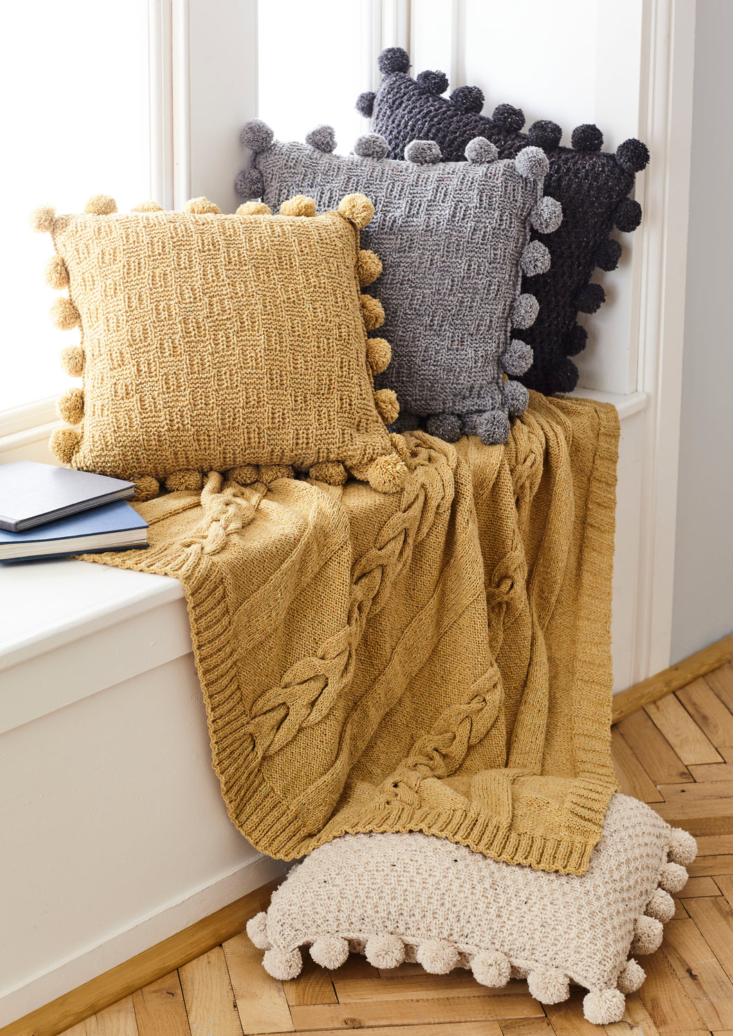 King Cole Pattern 5661: Cushions and Throw