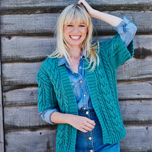 Load image into Gallery viewer, Stylecraft Pattern 9442: Cardigan and Waistcoat
