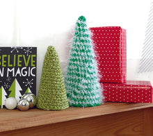 Load image into Gallery viewer, Christmas Crochet Book 1
