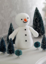 Load image into Gallery viewer, Christmas Crochet Book 2
