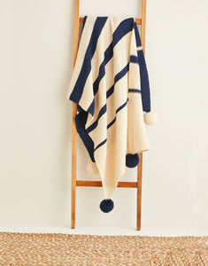 Sirdar Pattern 10237: Graduated Stripe Blanket