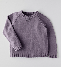 Load image into Gallery viewer, Sirdar Pattern 2536: Sweaters
